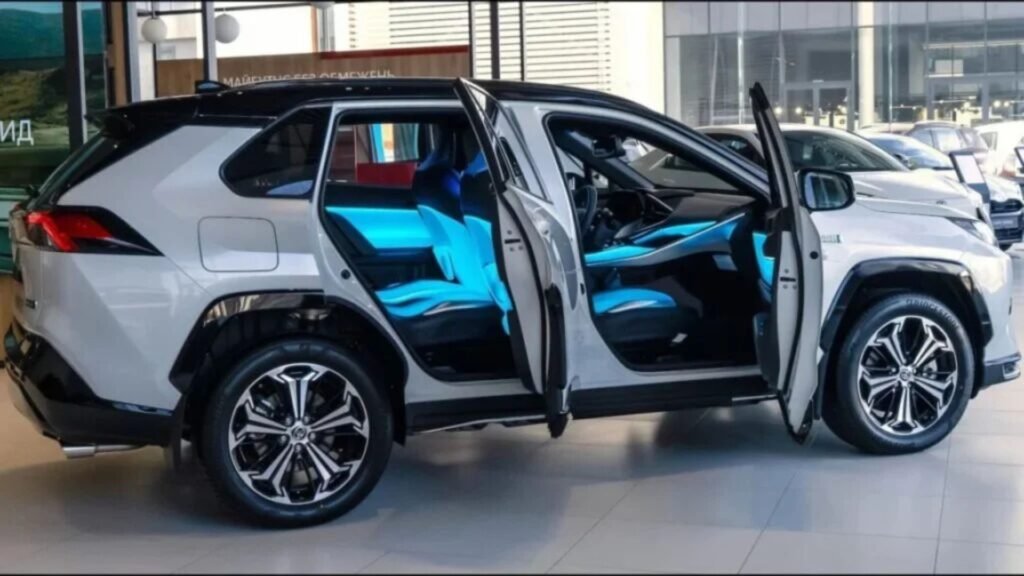 Toyota RAV4 Hybrid 2026 Unveiled: Bold New Styling, 60 MPG Efficiency & Next-Gen Smart Technology